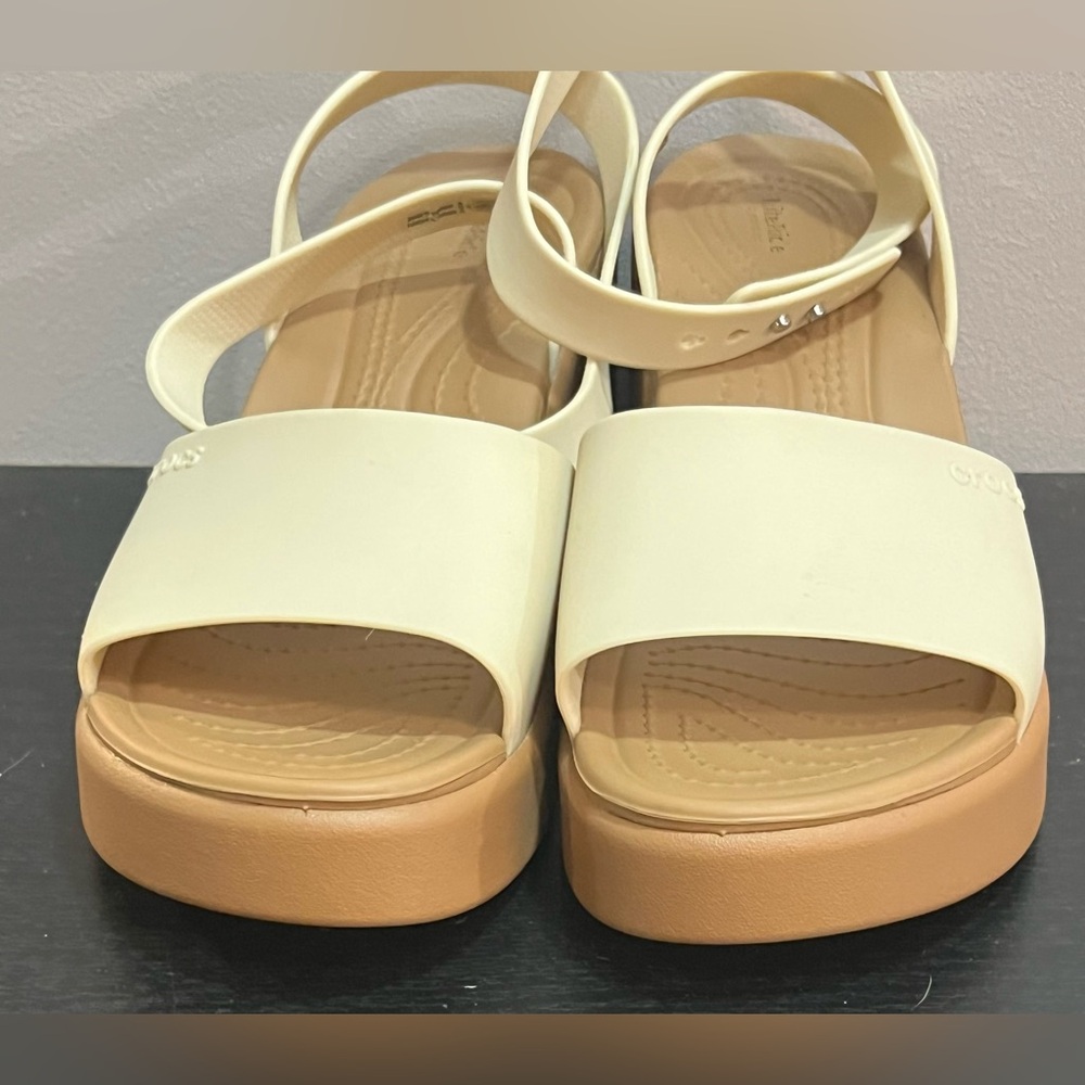 NWOT CROCS Women's Brooklyn Ankle Strap Cream and Brown Wedge Sandals - Picture 12 of 13